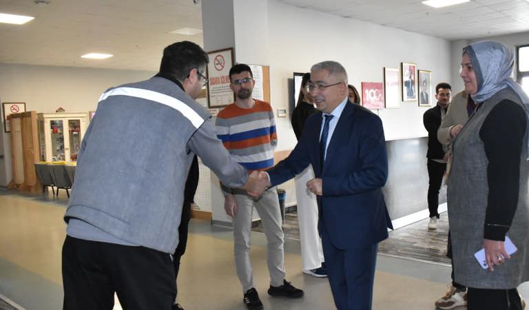 Huzurunuz, Önceliğimiz; Dualarınız, Gücümüzdür