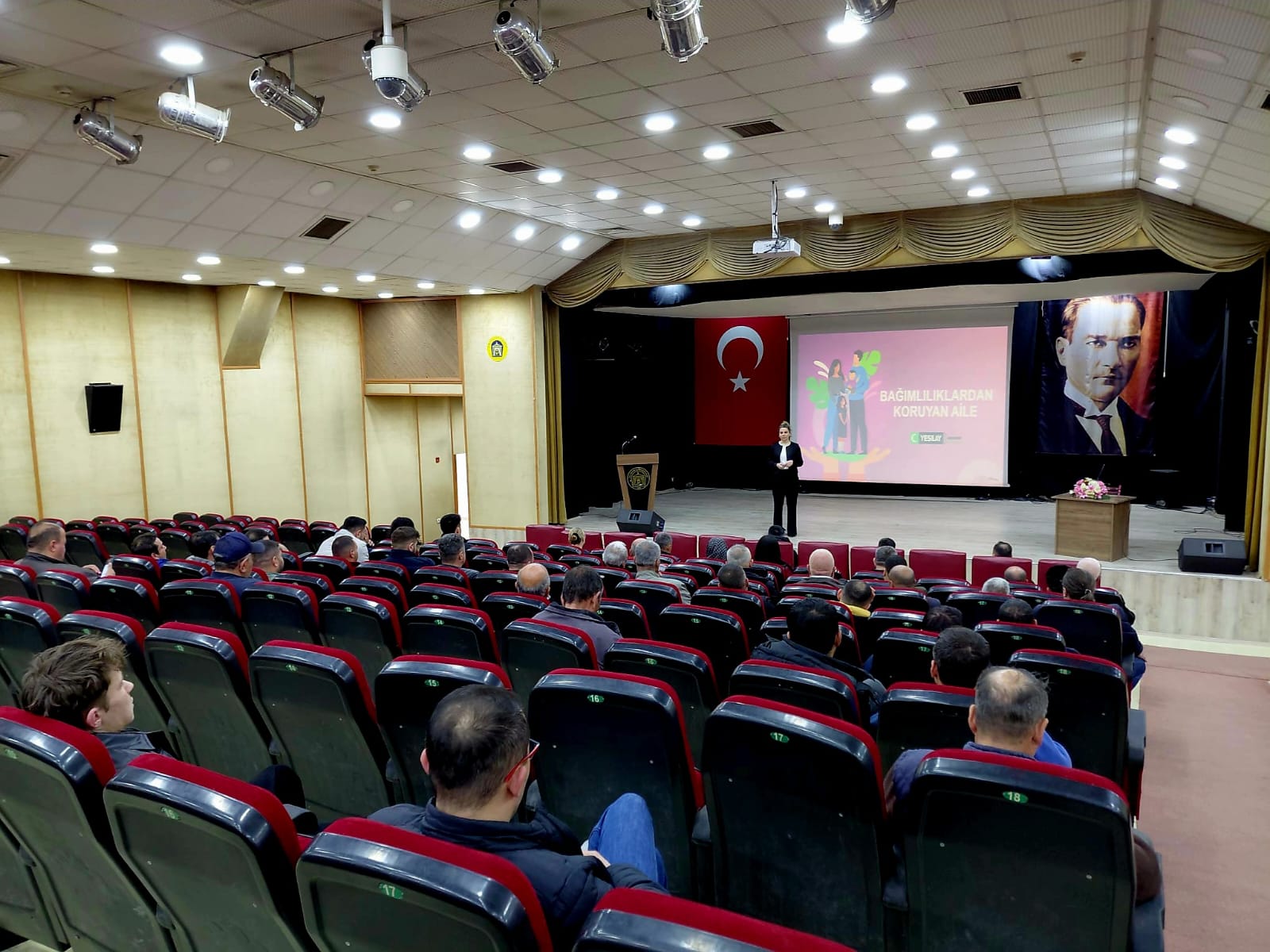 “Bağımlılıklardan Koruyan Aile” Konulu Seminer Gerçekleştirildi