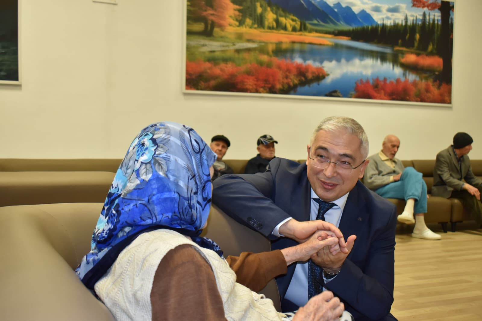 Büyüklerimizin Huzuru Mutluluğumuzdur 