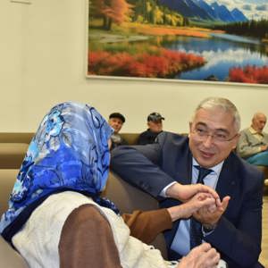 Büyüklerimizin Huzuru Mutluluğumuzdur  - fotoğraf 1