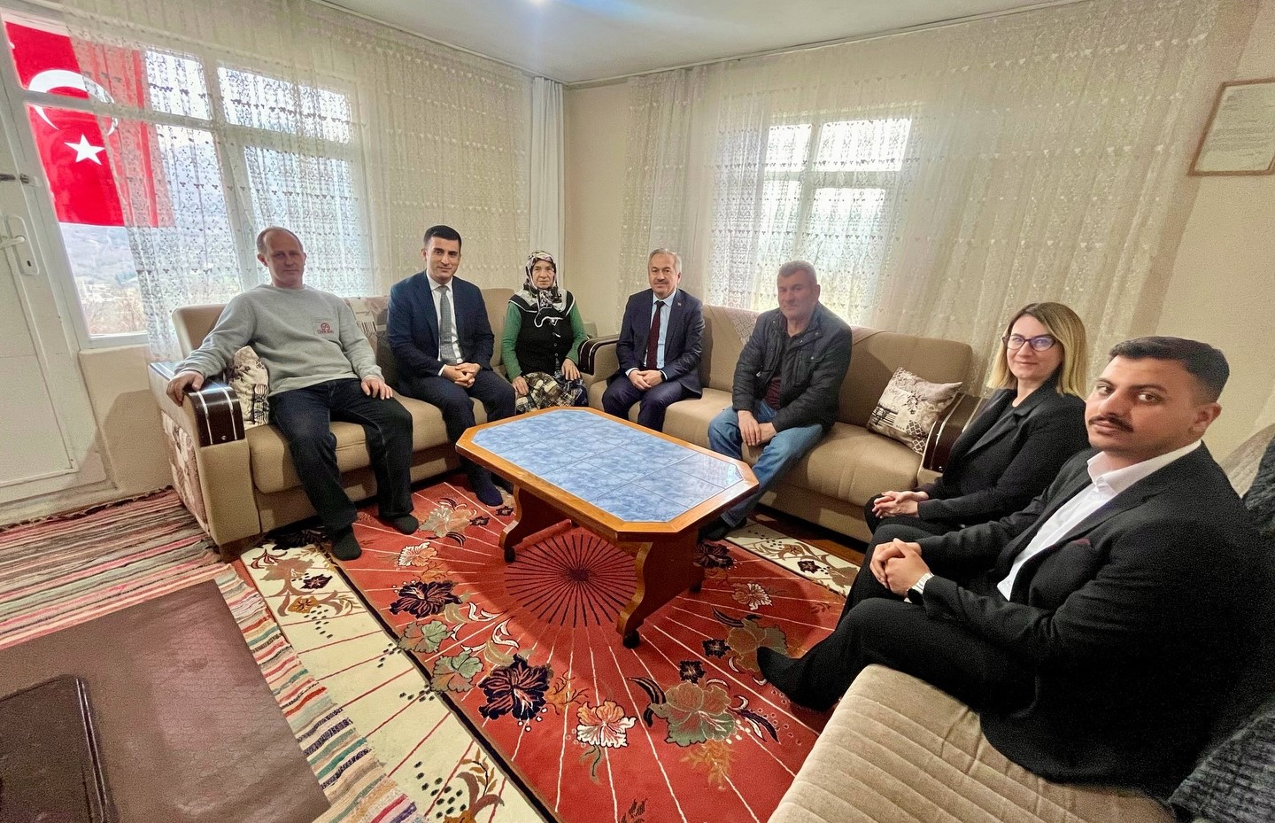 Aziz Şehidimizin En kıymetli Emanetini Ailesine Anlamlı Ziyaret