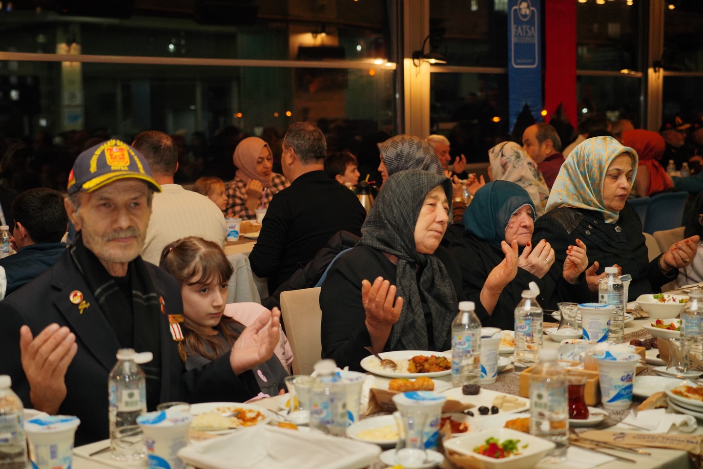 Fatsa’da Şehit Yakınları ve Gaziler İçin “Büyük Aile Sofrası” İftarı Düzenlendi