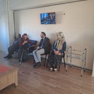 İl Müdürümüz Alper Alp, Akdağmadeni Huzurevimizi ziyaret etti. - fotoğraf 3