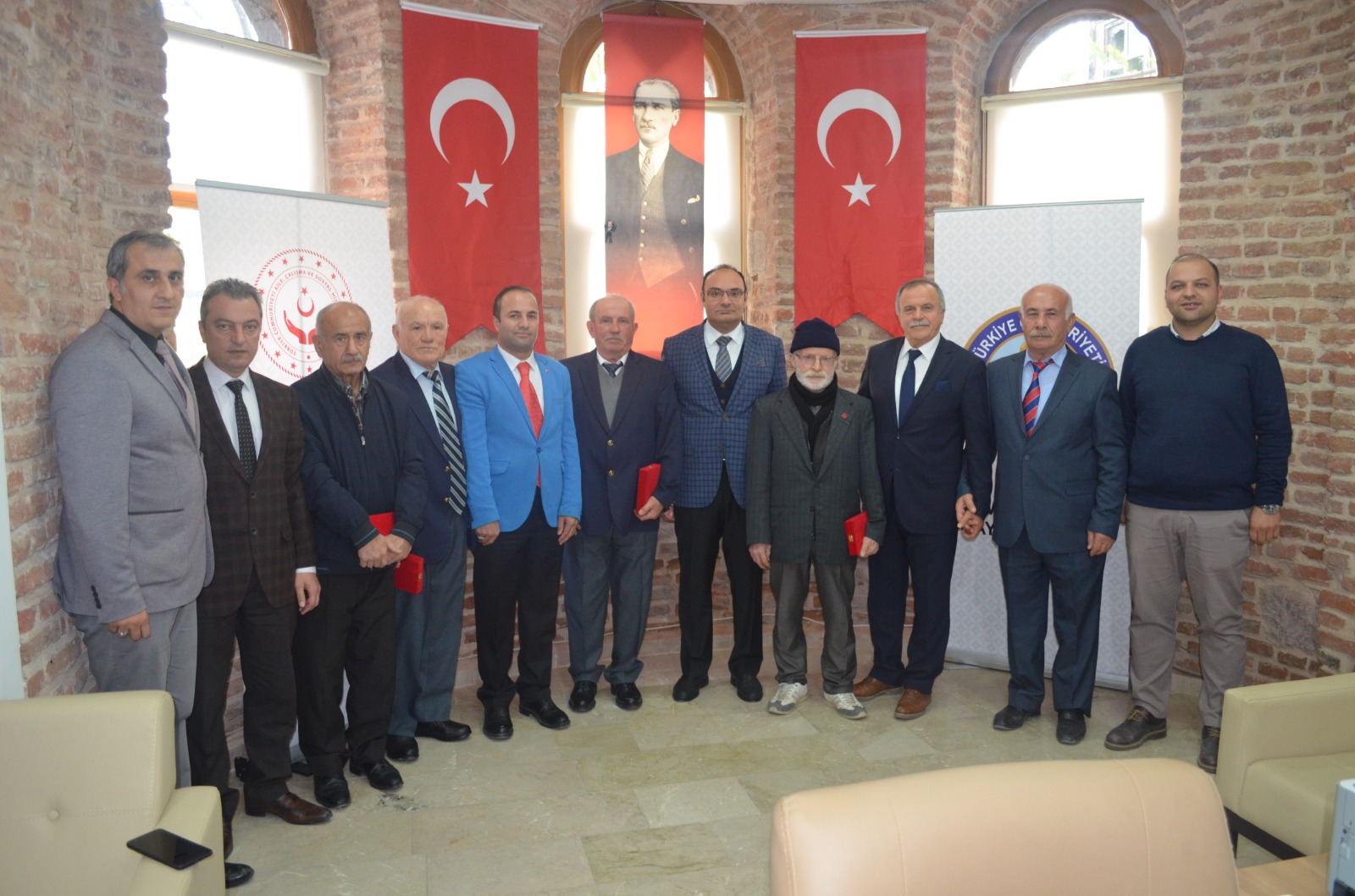 Merzifon'da Kıbrıs Gazilerine Madalyaları Teslim Edildi