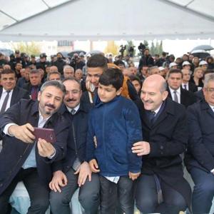 İçişleri Bakanımız Sayın Süleyman SOYLU, Şehidimiz Taha ULUÇAY'ın Ailesine Ziyarette Bulundu - fotoğraf 8