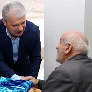 Valimiz Sayın İbrahim Akın, Dr. İsmail Işık Huzurevi Yaşlı Bakım ve Rehabilitasyon Merkezi Müdürlüğümüz Ziyaret Etti - fotoğraf 2