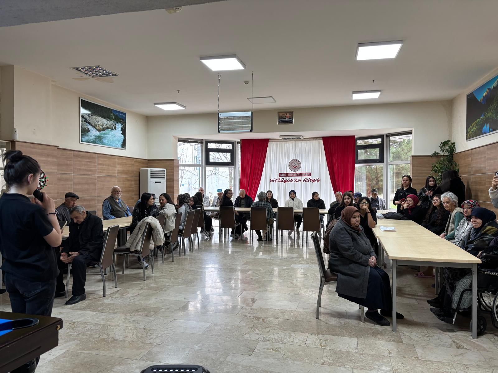 Sandıklı Hüseyin Develi Huzurevi’nde, Mart Ayında Doğan Yaşlılarımıza Doğum Günü Programı