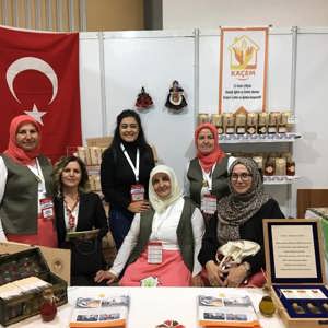 Türkiye Kooperatifler Fuarında İlimizdeki Kadın Kooperatifleri  Stand Açtı - fotoğraf 1