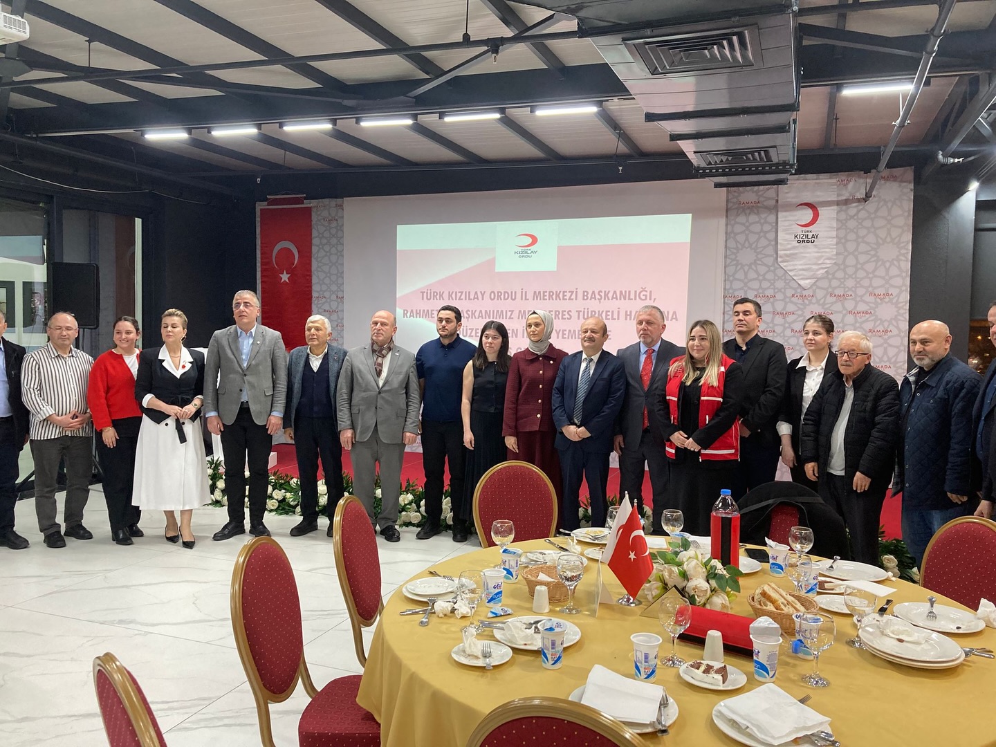 Kızılay’dan Çocuklarımıza İftar Programı