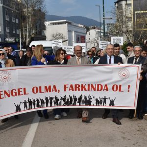 Fark Et, Kabul Et, Birlikte Yürü! - fotoğraf 1