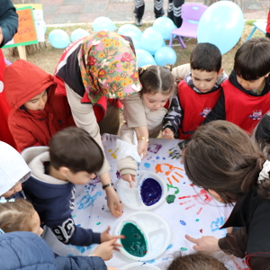 2 Nisan Dünya Otizm Farkındalık Günü münasebetiyle İl Müdürlüğümüzce farkındalık etkinliği gerçekleştirildi. - fotoğraf 2