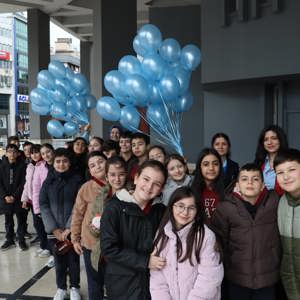 2 Nisan Dünya Otizm Farkındalık Günü kapsamında balon uçurma etkinliği gerçekleştirdik. - fotoğraf 6