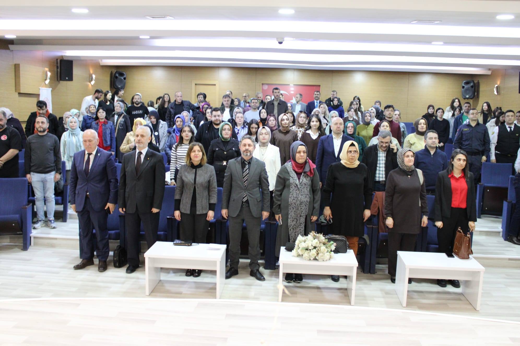 Otizm Farkındalık Günü’nde Kamu Personeline Eğitim Verildi.