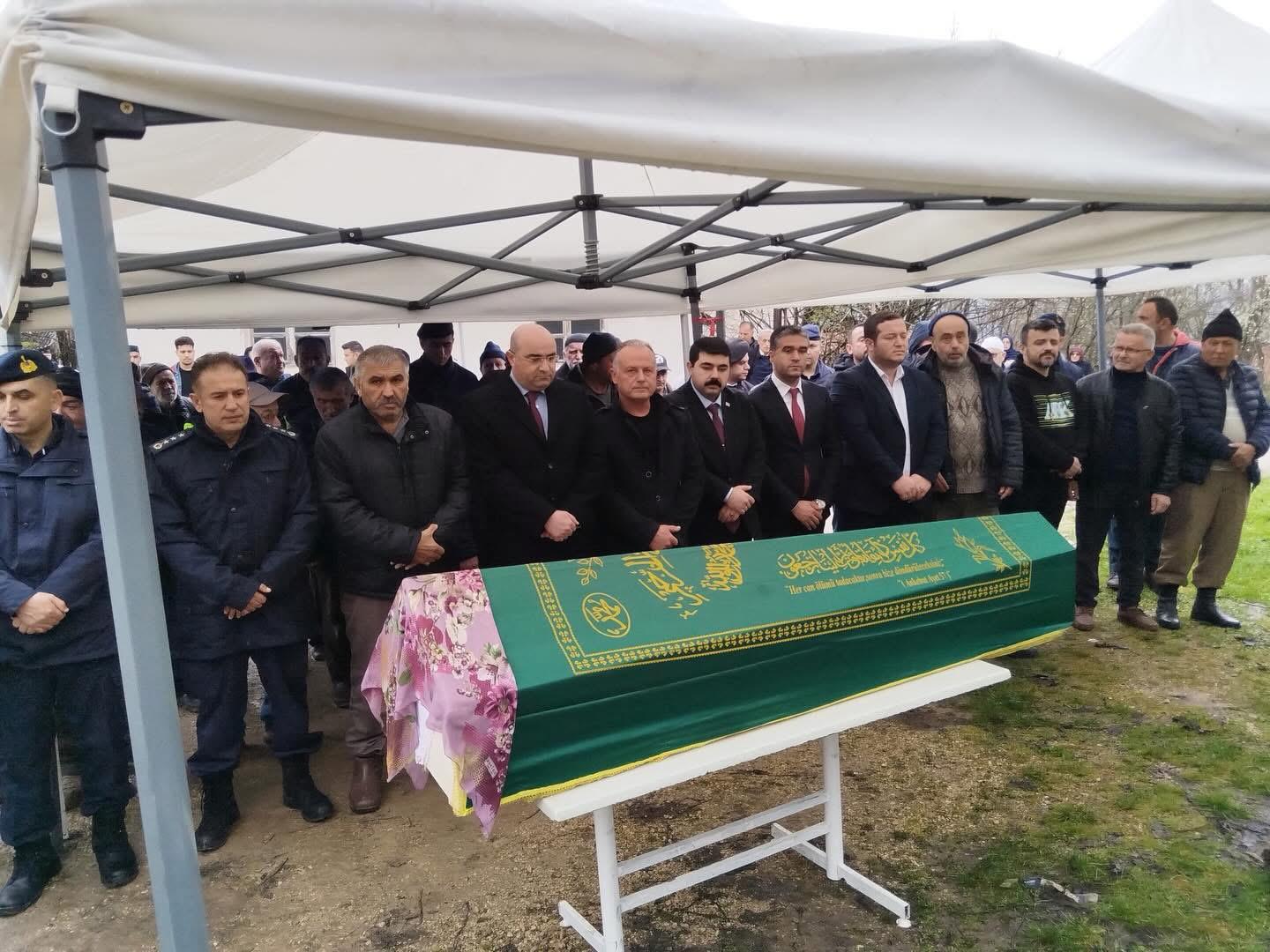 Aziz Şehidimiz J.Onb Ahmet ŞANLININ Kıymetli Annesi Suna ŞANLIYI Dualarla Ebediyete Uğurladık