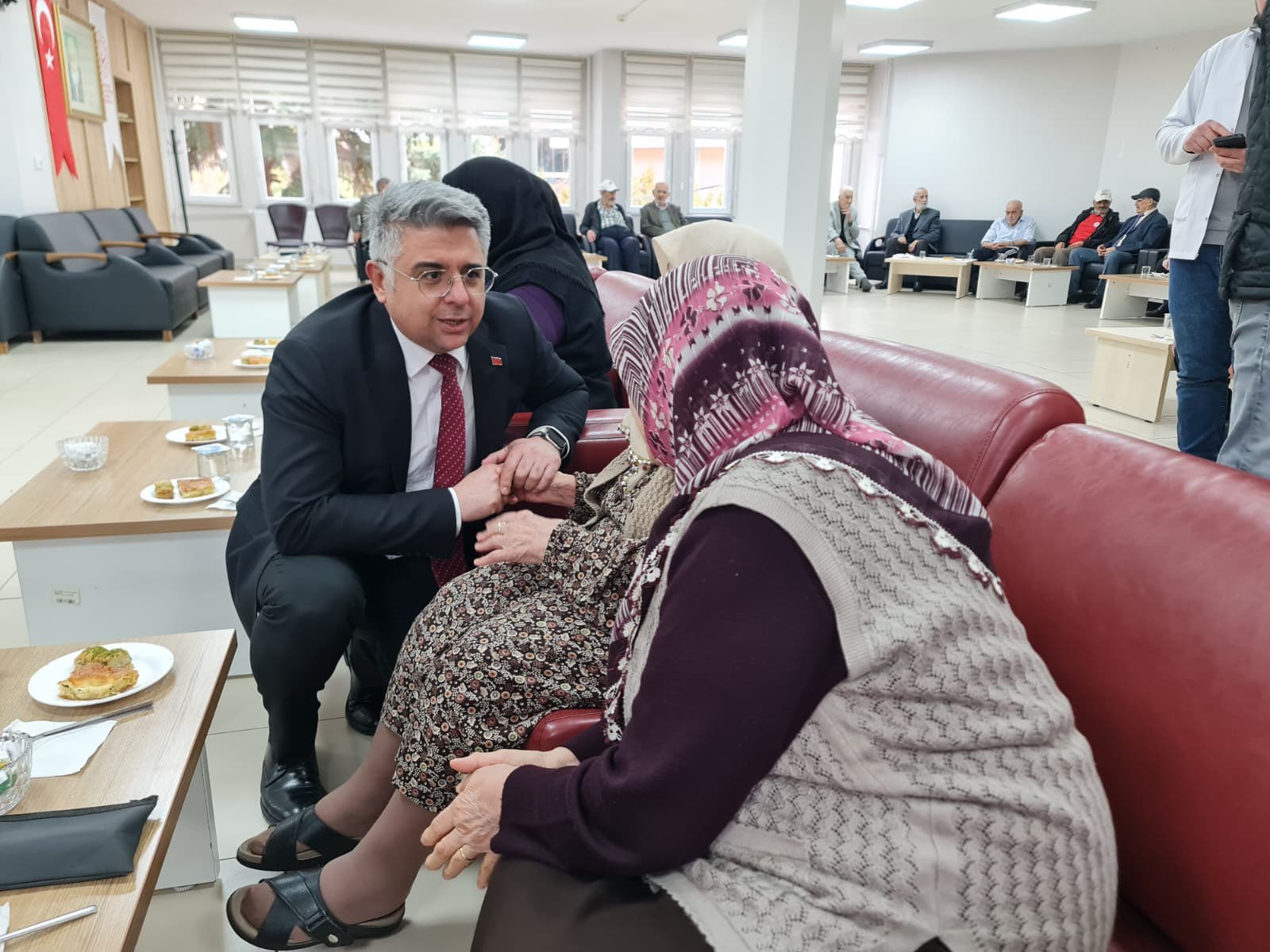 Yaşlılara Saygı Haftası Kapsamında Büyüklerimiz Ziyaret Edildi