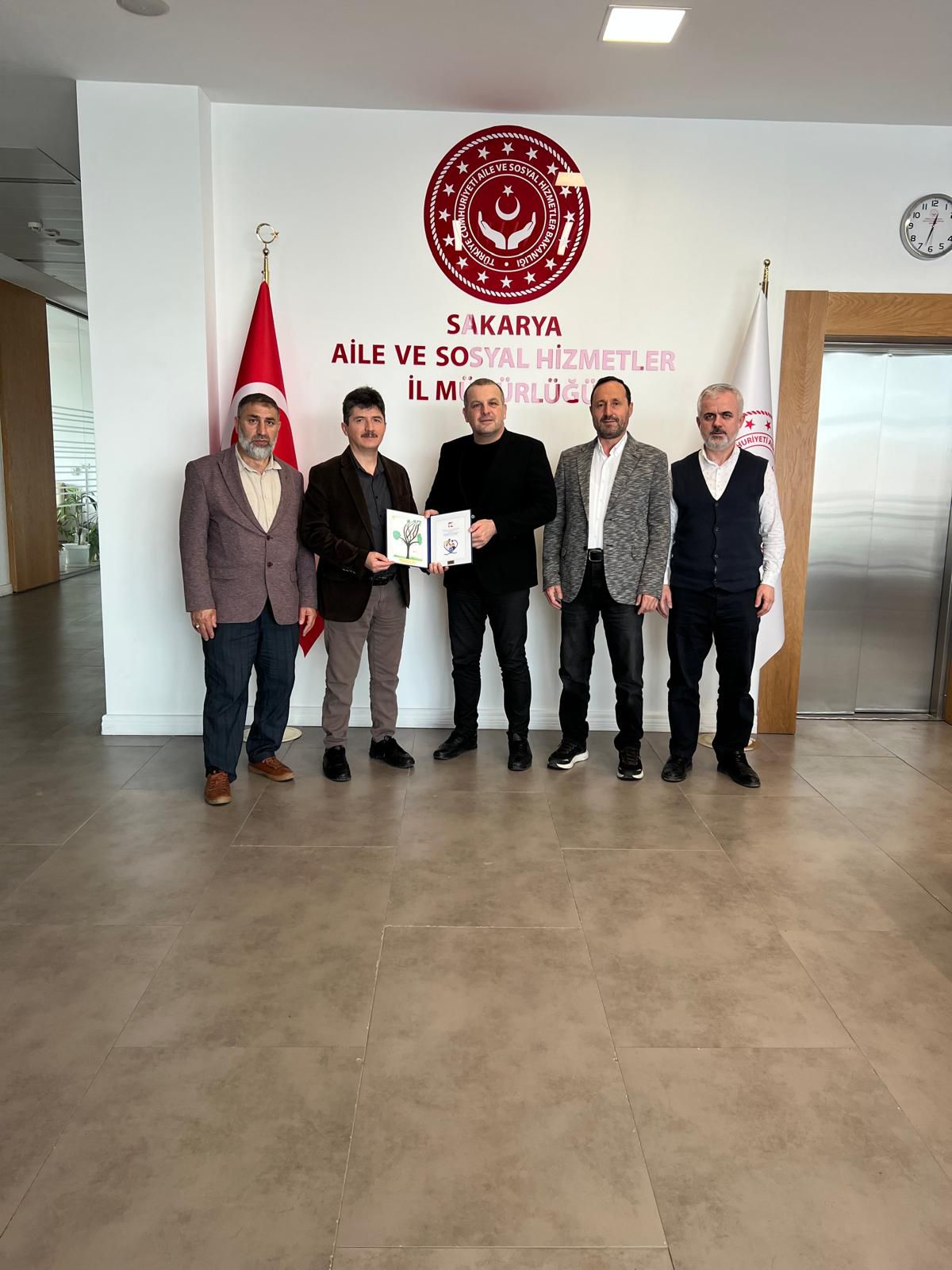 Yetim Vakfı’ndan İl Müdürümüze Anlamlı Ziyaret