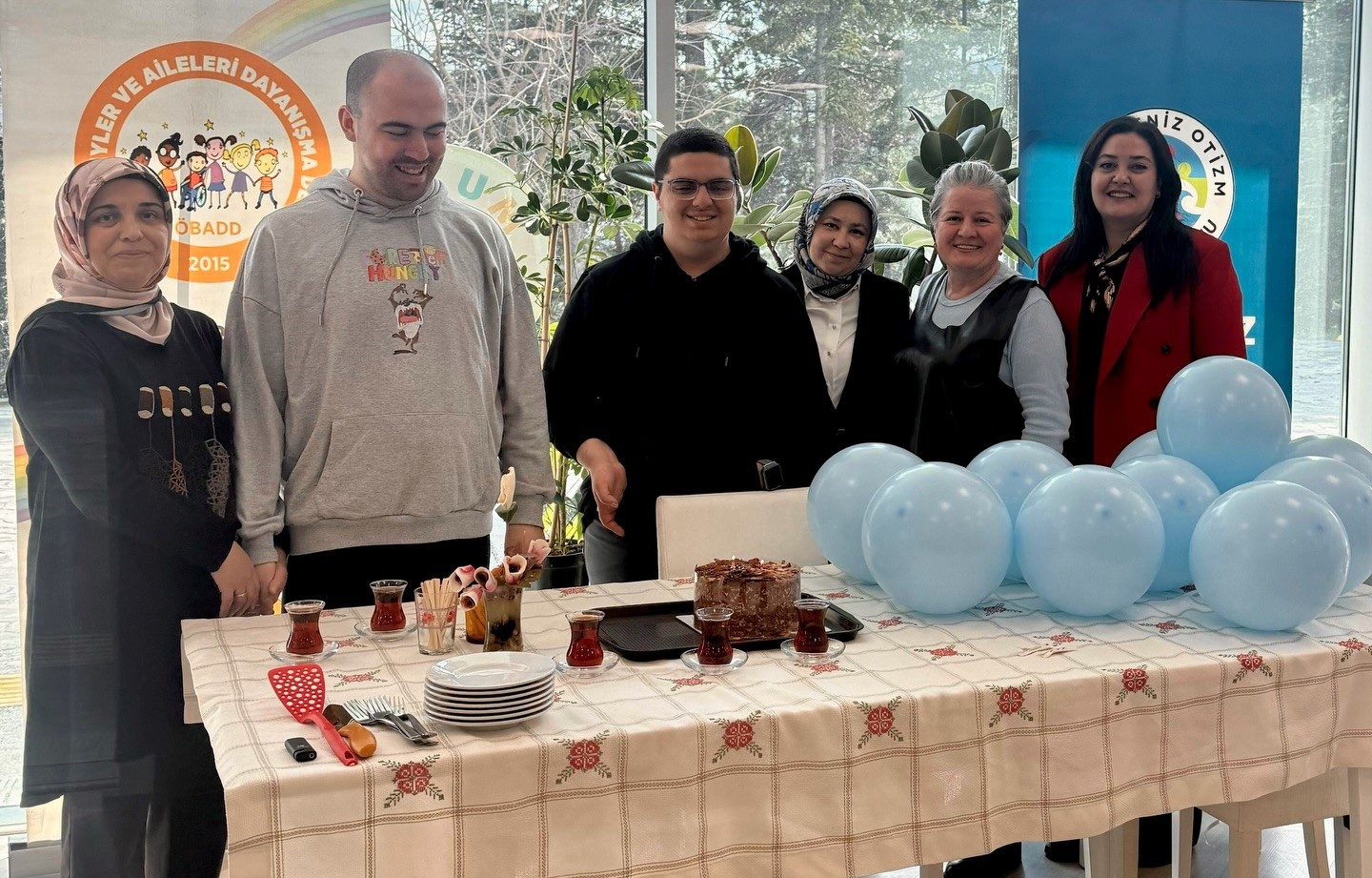 Mutlu Cafe’de Farkındalık ve Dayanışma Mesajı