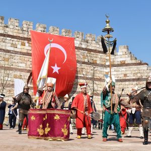 7 Asırlık Gurur: Bursa’nın Fethi’nin 700. Yılı Coşkuyla Kutlandı - fotoğraf 3