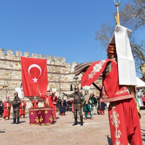 7 Asırlık Gurur: Bursa’nın Fethi’nin 700. Yılı Coşkuyla Kutlandı - fotoğraf 2