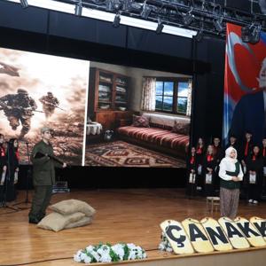 18 Mart Şehitleri Anma Günü ve Çanakkale Zaferi etkinlikleri kapsamında Zonguldak Bülent Ecevit Üniversitesinde düzenlenen programa katılım sağlanmıştır. - fotoğraf 13