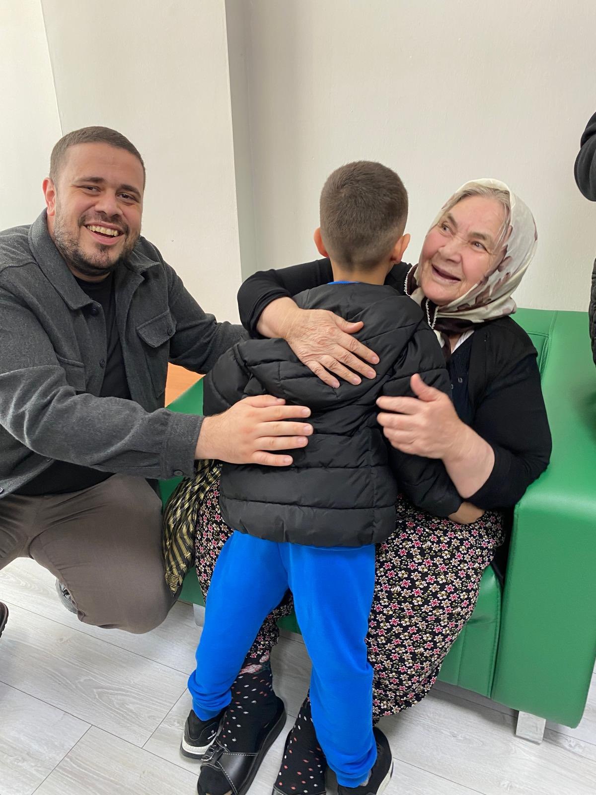 18-24 Mart Yaşlılar Haftası kapsamında, Kadirli Şehit Ahmet Başdoğan Anaokulu öğrencileri, Kadirli Huzurevi’nde kalan  kıymetli büyüklerimizi ziyaret etti.