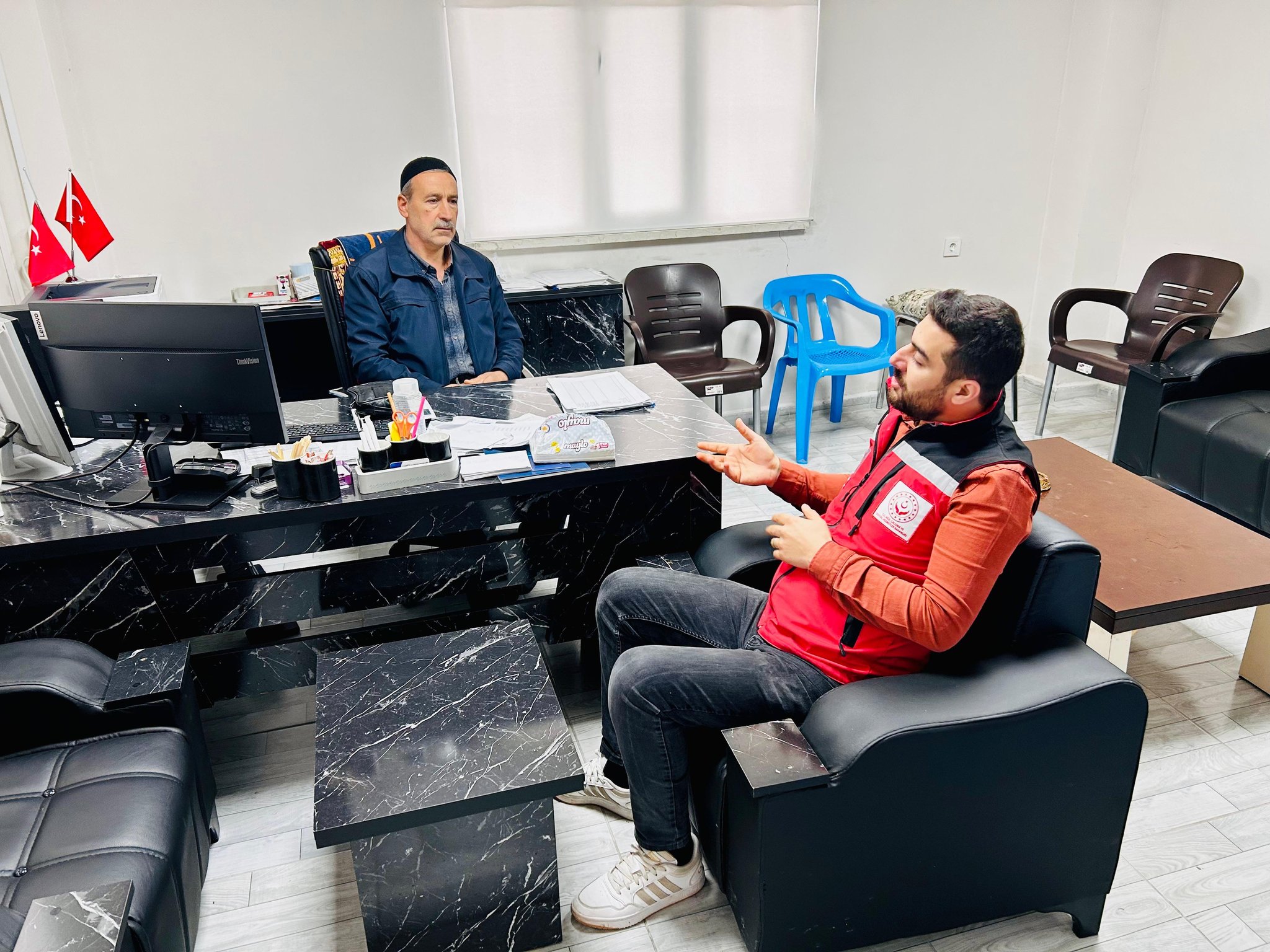 Sosyal Hizmet Merkezi tarafından Sosyal Risk Haritası ve Aile Rehberi çalışmaları kapsamında mahalle muhtarımız ile bir araya gelindi