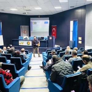  “Teknoloji Bağımlığı” ve “Dijital Oyunlar ve Bilişim Araçları” Konulu Seminer Gerçekleştirildi - fotoğraf 1