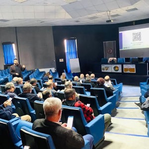  “Teknoloji Bağımlığı” ve “Dijital Oyunlar ve Bilişim Araçları” Konulu Seminer Gerçekleştirildi - fotoğraf 4