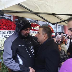 Değerli çalışma arkadaşımız Nazmiye Yarbaşı Esen’in cenaze merasimine katılım sağlanmıştır. - fotoğraf 3