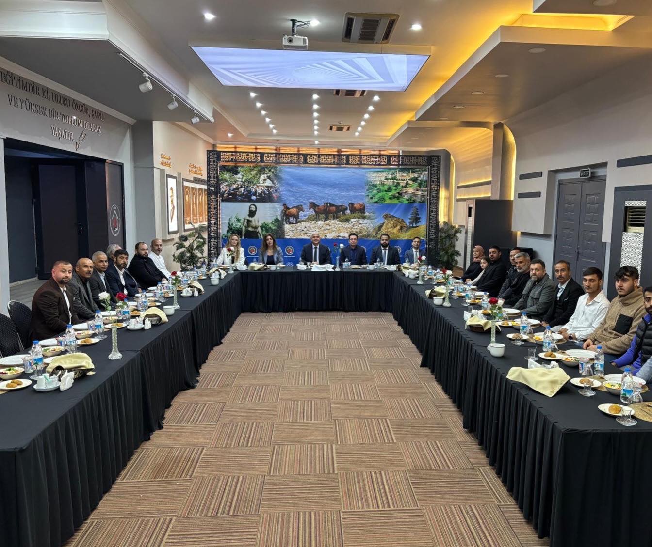 Dünya Romanlar Günü Kapsamında Manisa’da Roman Vatandaşlarla Değerlendirme ve İstişare Programı Düzenlendi