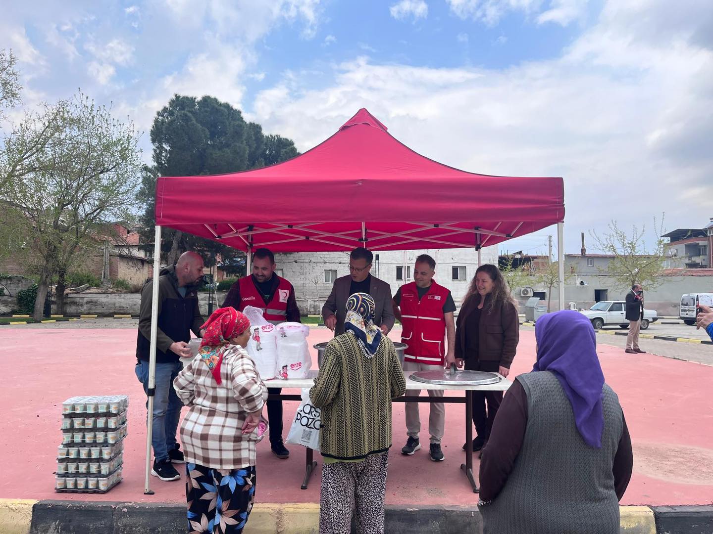 Alaşehir’de Dünya Romanlar Günü Kapsamında “Uçurtma Şenliği” Düzenlendi
