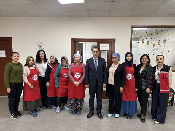 İl Müdürümüz İlkay Türkoğlu, İncirliova SODAM (Sosyal Dayanışma Merkezi) Müdürlüğümüzü Ziyareti