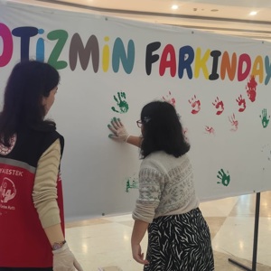 Otizm Günü 328 AVM'de kutlandı. - fotoğraf 3