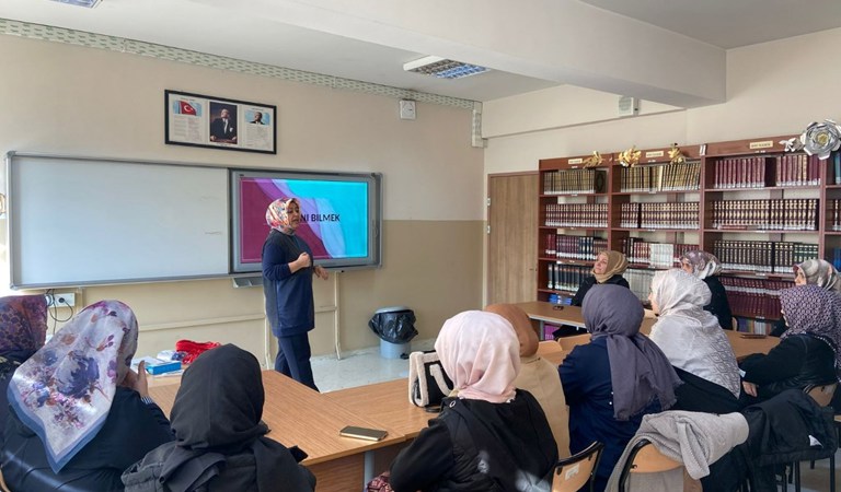Modüler Aile Eğitim Programı kapsamında aile eğitimleri yaygınlaştırılmaya devam ediyor