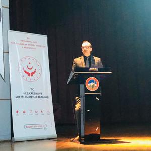 İl Müdürlüğümüz Tarafından Psikolojik Danışman ve Rehber Öğretmenlere Mobil Sosyal Hizmet Ve Cinsel İstismar Konulu Konferans - fotoğraf 6
