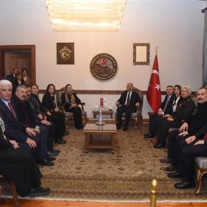 KASTAMONU'DA İLK KADIN MİTİNGİNİN 100'ÜNCÜ YIL DÖNÜMÜNDE VALİLİK MAKAMINA ZİYARET - fotoğraf 1