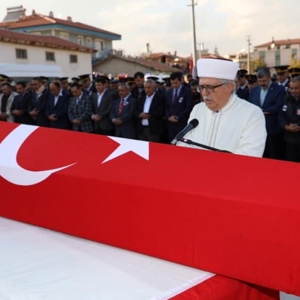 Şehit P. Uzm. Onb. Mustafa Akkaya Dualarla Uğurlandı - fotoğraf 1