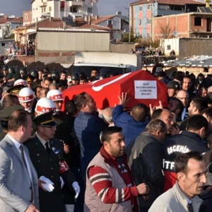 Şehit P. Uzm. Onb. Mustafa Akkaya Dualarla Uğurlandı - fotoğraf 5