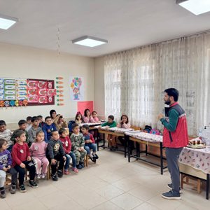 Yapaklı İlkokulu ve Anasınıfı öğrencilerine “Akran Zorbalığı” eğitimi - fotoğraf 1