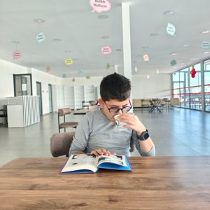 Özel Gereksinimli Bireylerle Kahve Ve Kitap Etkinliği - fotoğraf 1