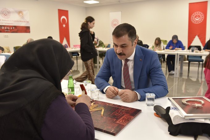 “Sanata Teşvik ve Sanatla Yaşam” projesi, Filografi kursu ile gönüllere dokunmaya devam ediyoruz.