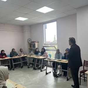 Bakanlığımız Heyetinden, Altıeylül Sosyal Dayanışma Merkezi'ne 'Roman Eylem Planı' Kapsamında Ziyaret - fotoğraf 4