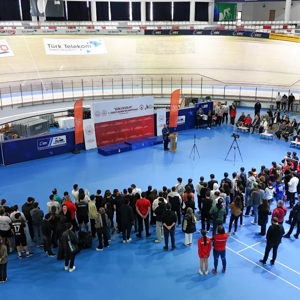  "Bizim Çocuklar 9. Türkiye Badminton Şampiyonası" Bugün Oynanan Final Müsabakalarıyla Tamamlandı - fotoğraf 1