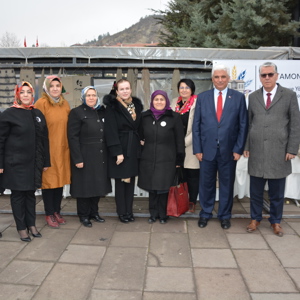 KASTAMONU'DA İLK KADIN MİTİNGİNİN 100. YIL DÖNÜMÜNE BAKAN YARDIMCIMIZ AYŞE ERGEZEN KATILDI - fotoğraf 11
