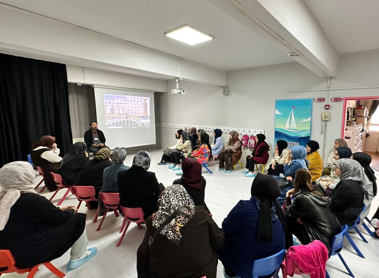  23 Nisan Anaokulu velilerine “Çocuklarda Mahremiyet Bilinci ve Aile Eğitim Programı” eğitimi 