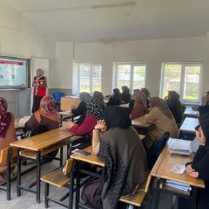 Saraykent İlçe Milli Eğitim Müdürlüğü bünyesinde faaliyet gösteren 8 okulda velilere çeşitli eğitimler gerçekleştirildi. - fotoğraf 2