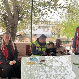 Düziçi Sosyal Hizmet Merkezi Şehit Yakınları ve Gaziler Birimi personelleri ile İlçe Jandarma Komutanlığı personelleri tarafından, Şehidimiz İstihkâm Çavuş Cihat Mart’ın şehadet yıl dönümü münasebetiyle ailesine ziyaret gerçekleştirilmiştir. - fotoğraf 1