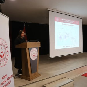 Sosyal Risk Haritaları, Aile Rehberi ve Çocuklar Güvende Sistemleri Kapsamında Değerlendirme Toplantısı Gerçekleştirildi - fotoğraf 3