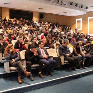 "Madde Bağımlılığı ve Sosyal Hizmet" Konulu Panel Düzenlendi - fotoğraf 6