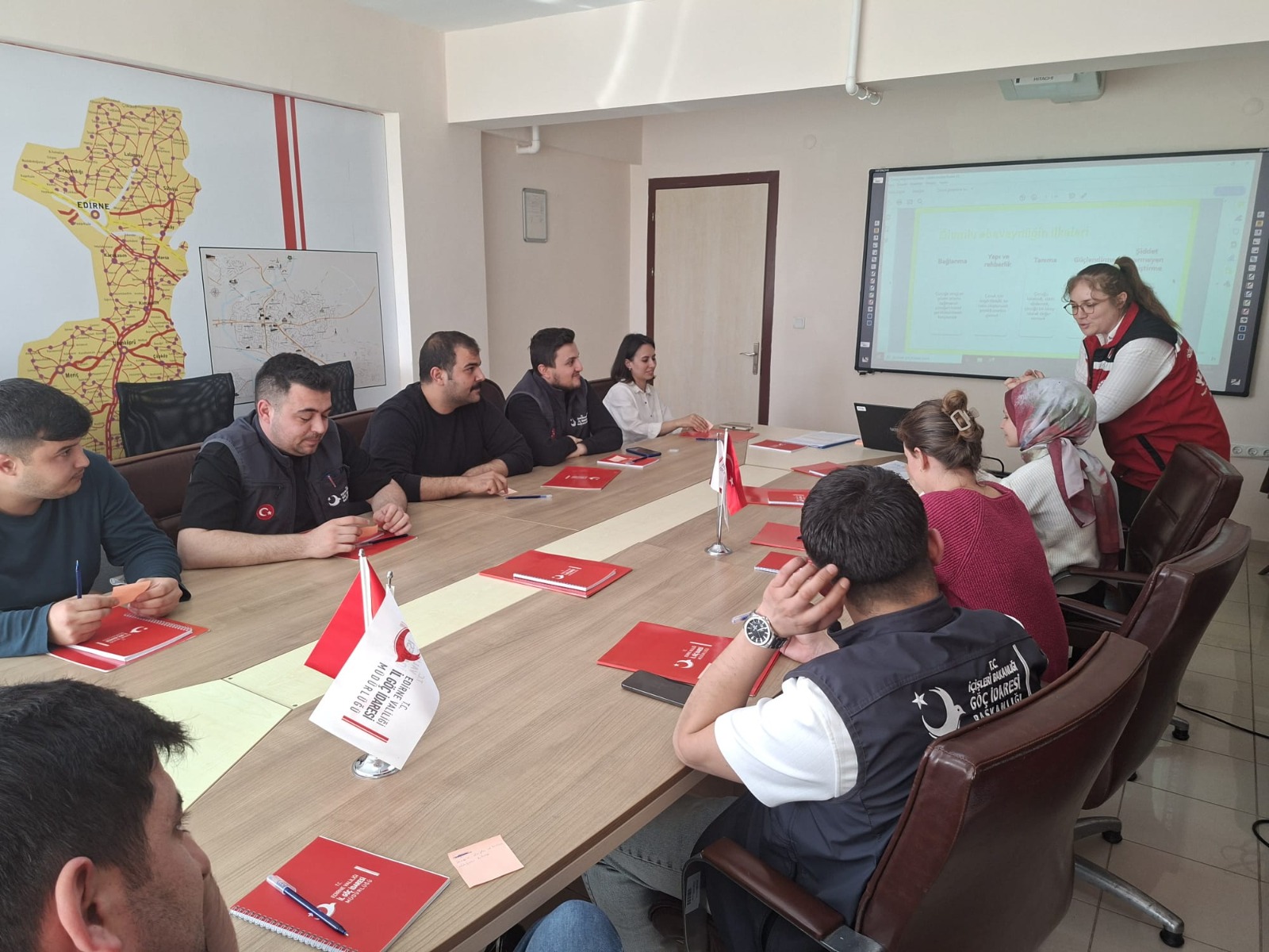 İl Müdürlüğümüze Bağlı Kuruluşlarda Eğitimler Verildi.
